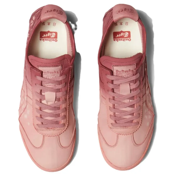 Mexico 66 Sneakers «Ginger Peach»